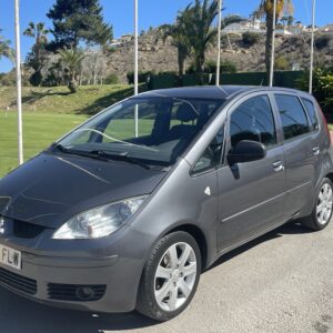MITSUBISHI COLT